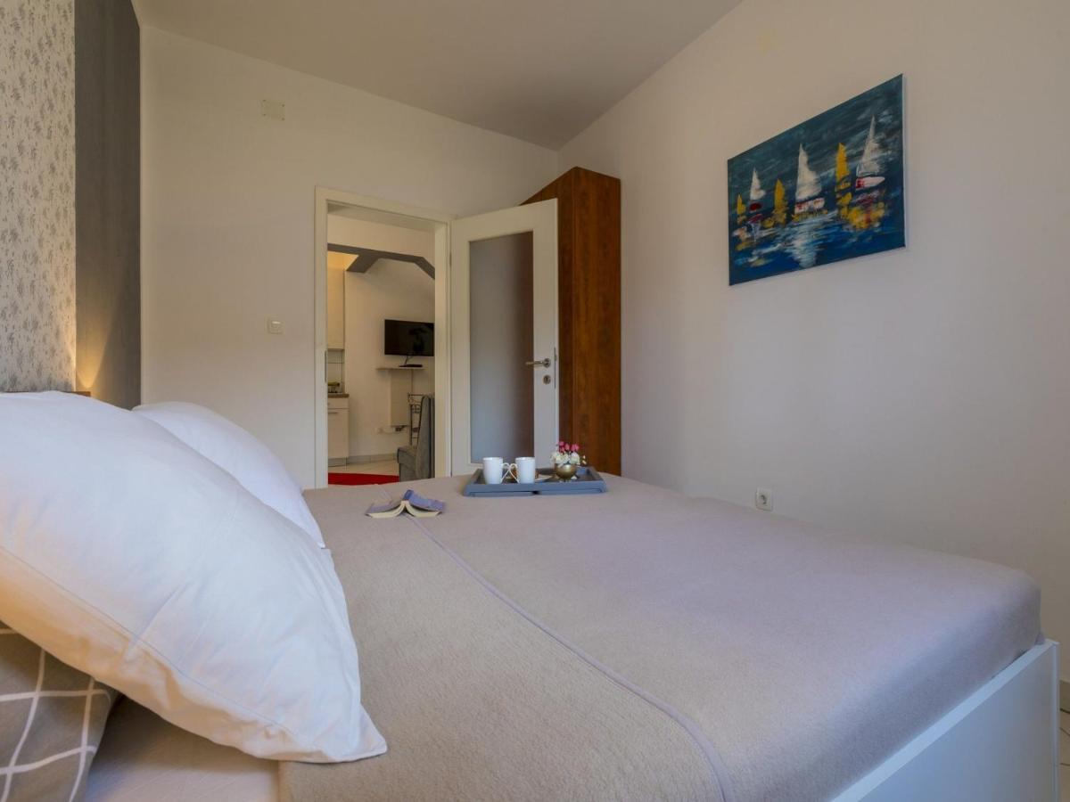 Apartments Rabbit Crikvenica Ngoại thất bức ảnh