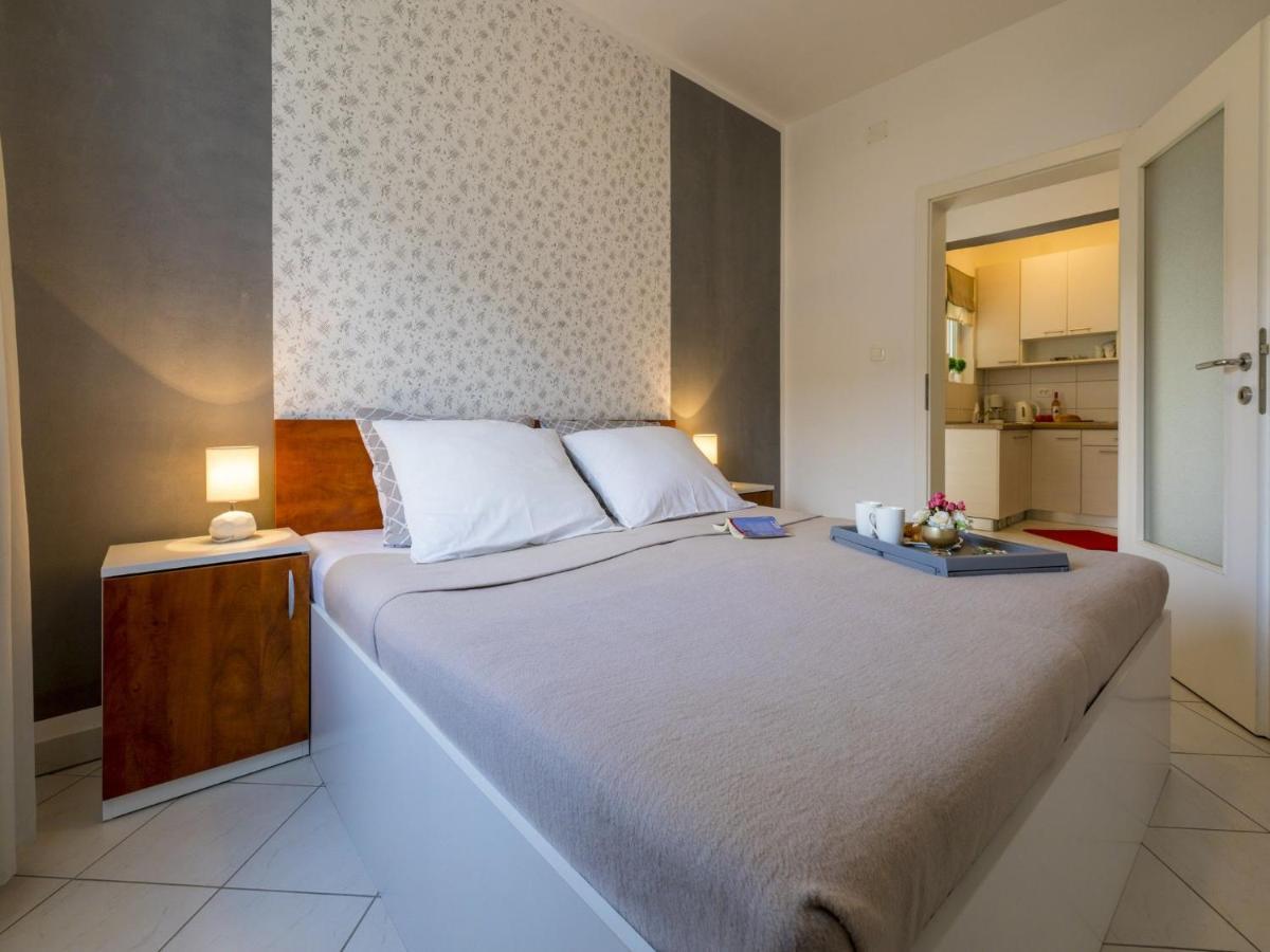 Apartments Rabbit Crikvenica Ngoại thất bức ảnh