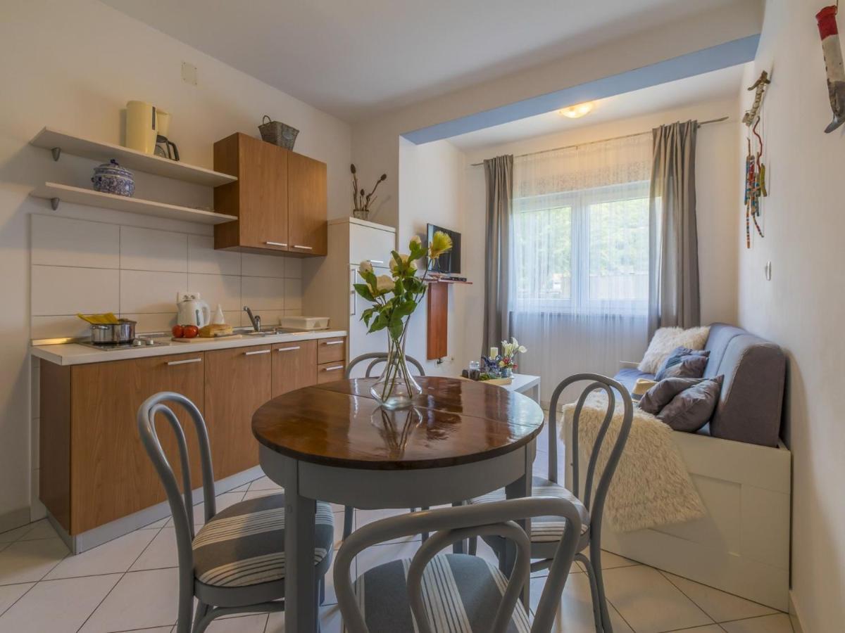 Apartments Rabbit Crikvenica Ngoại thất bức ảnh